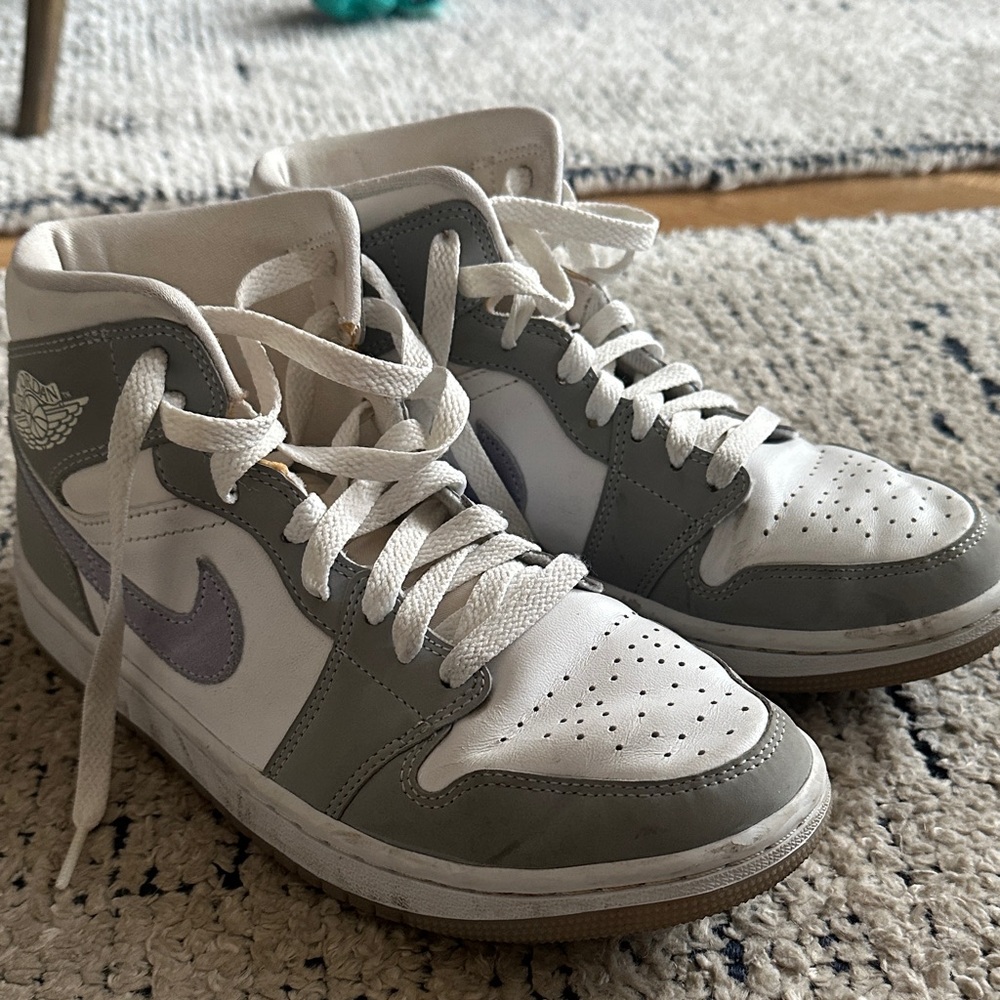 Jordan Women's Sneakers in Gray and White